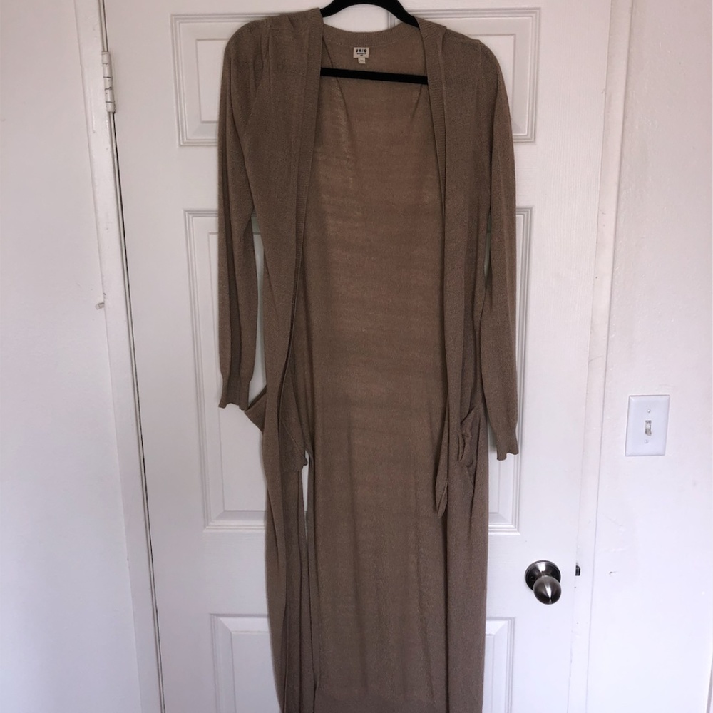 Tan Long Sleeve Maxi Duster with Pockets